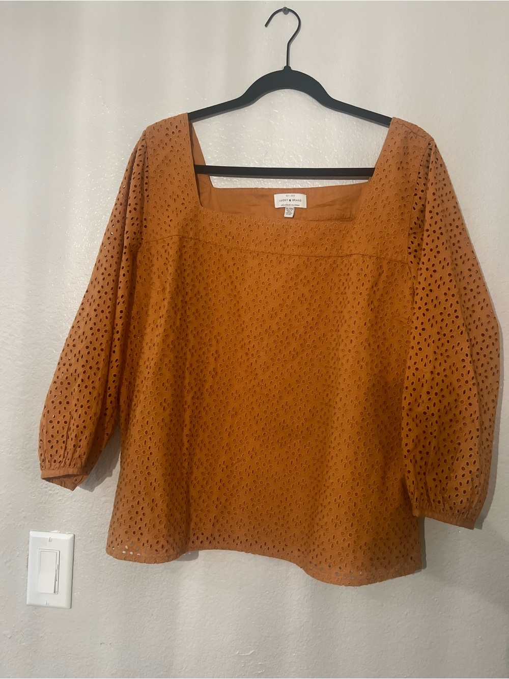 Lucky Brand Burnt Orange Eyelet Square-Neck Blouse.Preowned